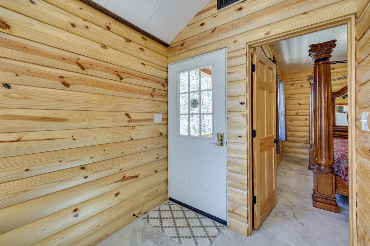 Cliffside Eureka Springs Cabin With Beaver Lake View المظهر الخارجي الصورة