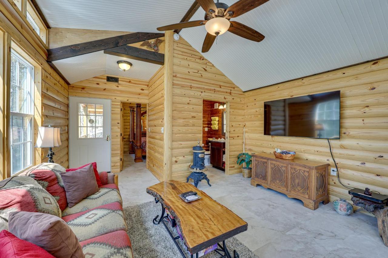 Cliffside Eureka Springs Cabin With Beaver Lake View المظهر الخارجي الصورة