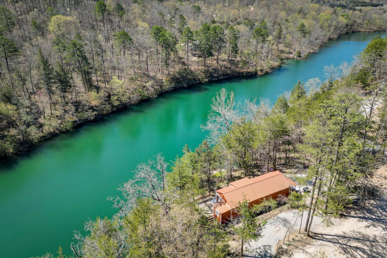 Cliffside Eureka Springs Cabin With Beaver Lake View المظهر الخارجي الصورة