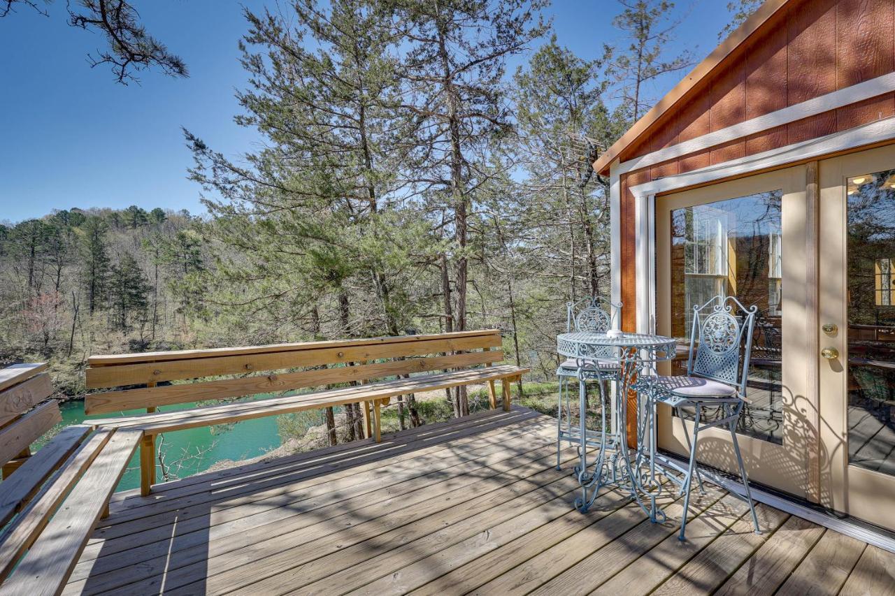 Cliffside Eureka Springs Cabin With Beaver Lake View المظهر الخارجي الصورة